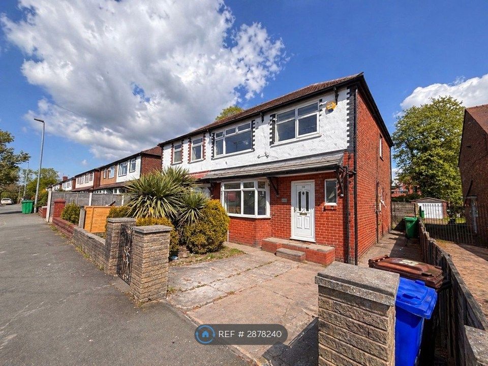 Property photo 2 of 16