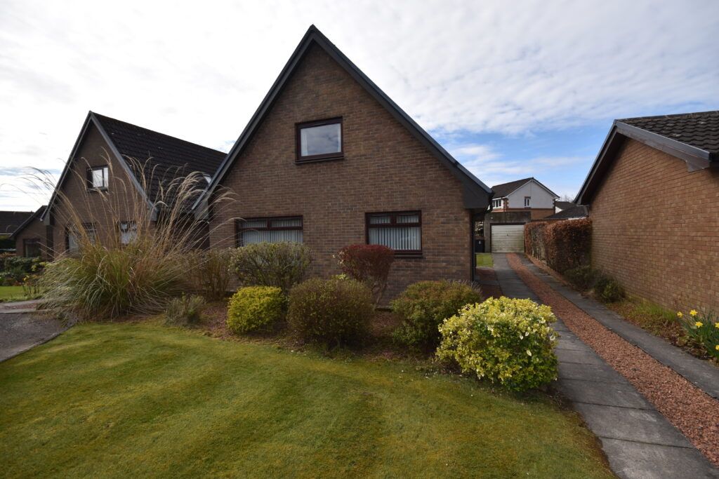 Property photo 1 of 43