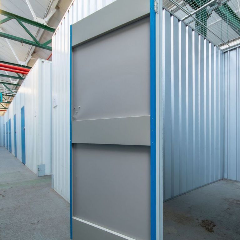 Property photo 3 of 12 Photo 6