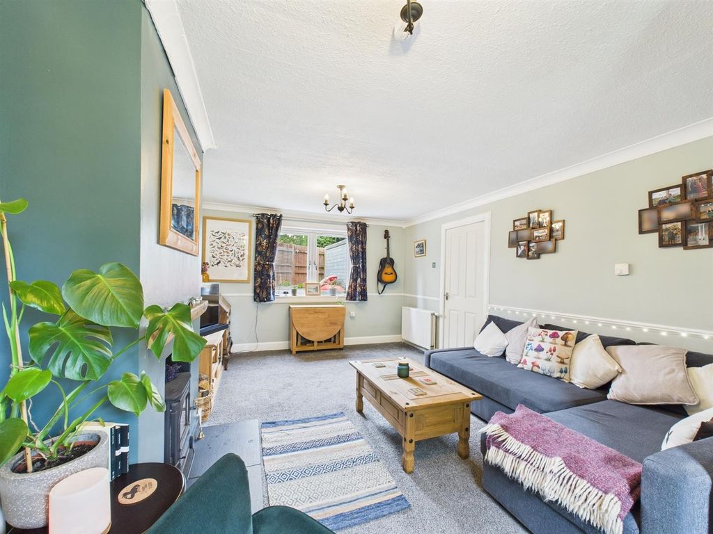 Property photo 3 of 16 Cam01486G0-Pr0849-Still015.Jpg