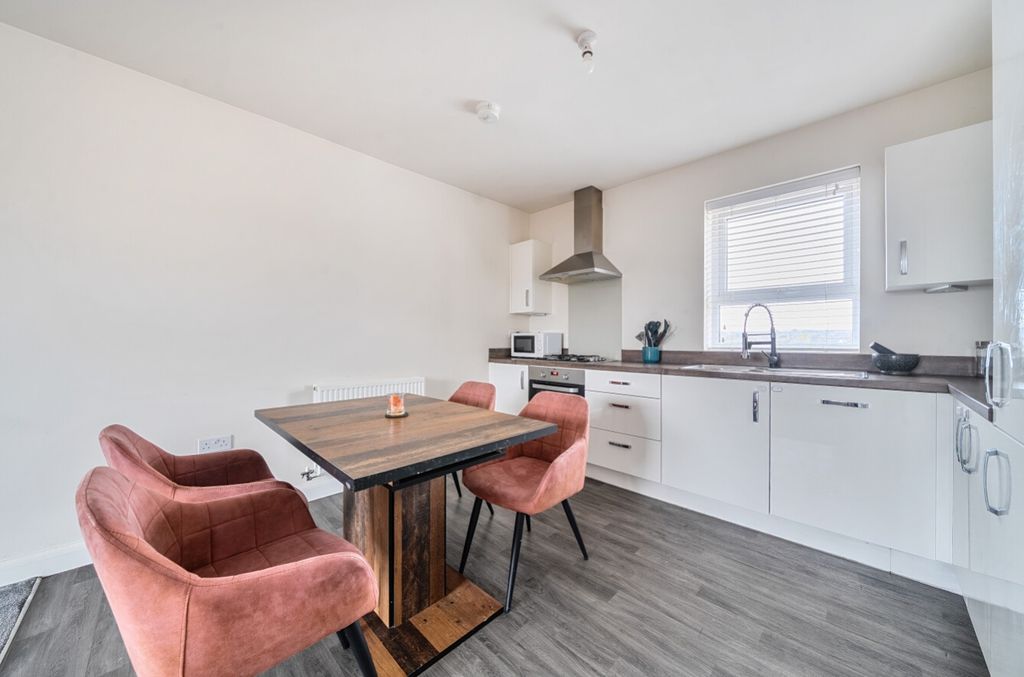 Property photo 2 of 12 Best Estate Agent Sheffield