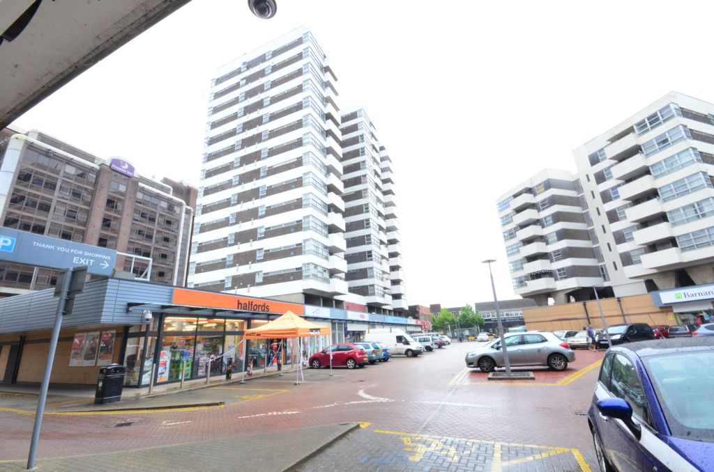 Property photo 1 of 9