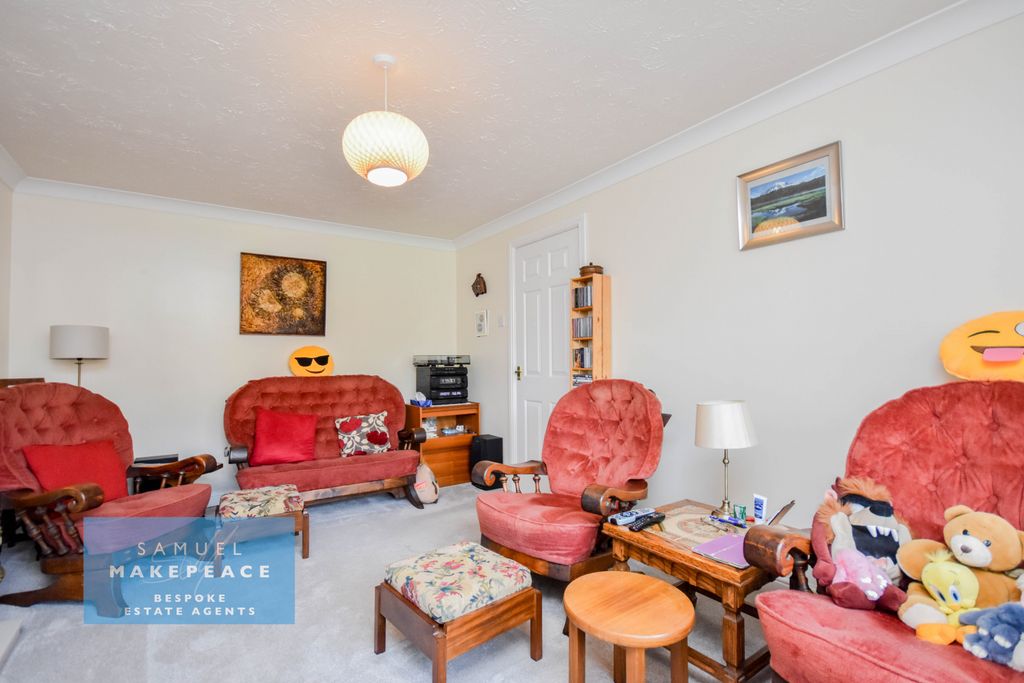 Property photo 3 of 31 Gallery