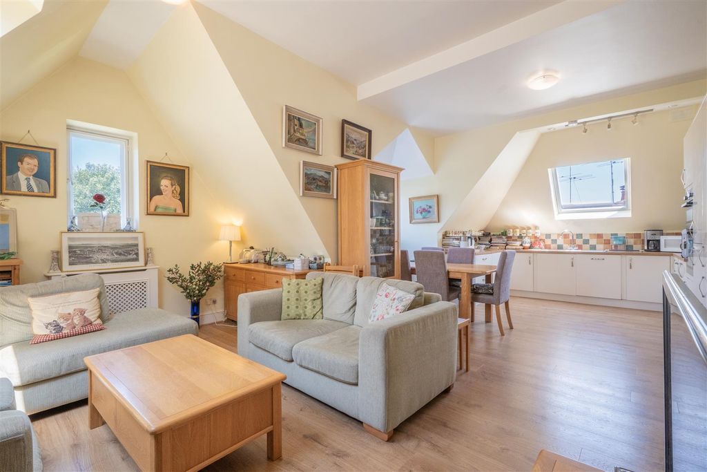 Property photo 2 of 9 2.Jpg