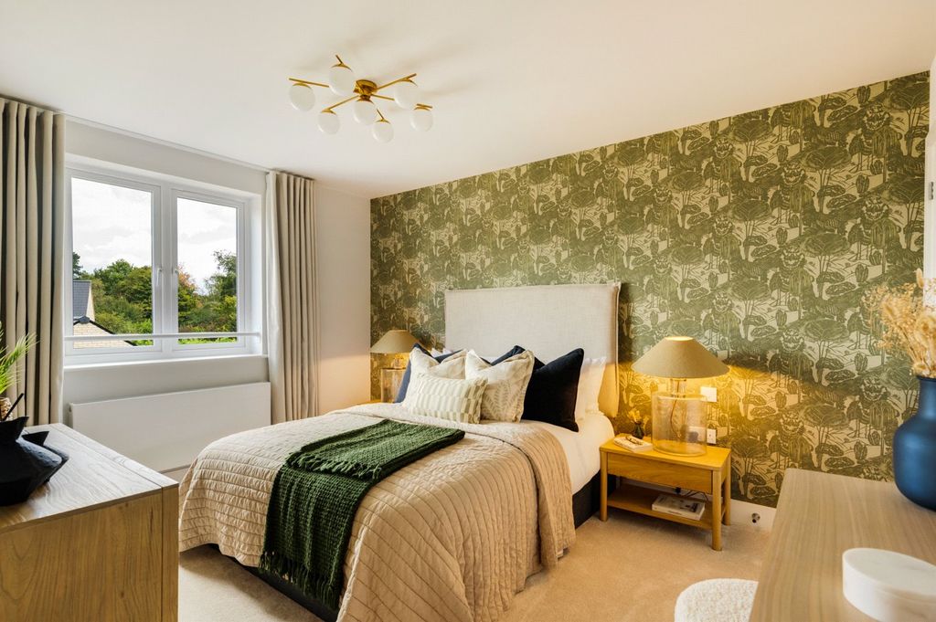 Property photo 1 of 20 Show Home