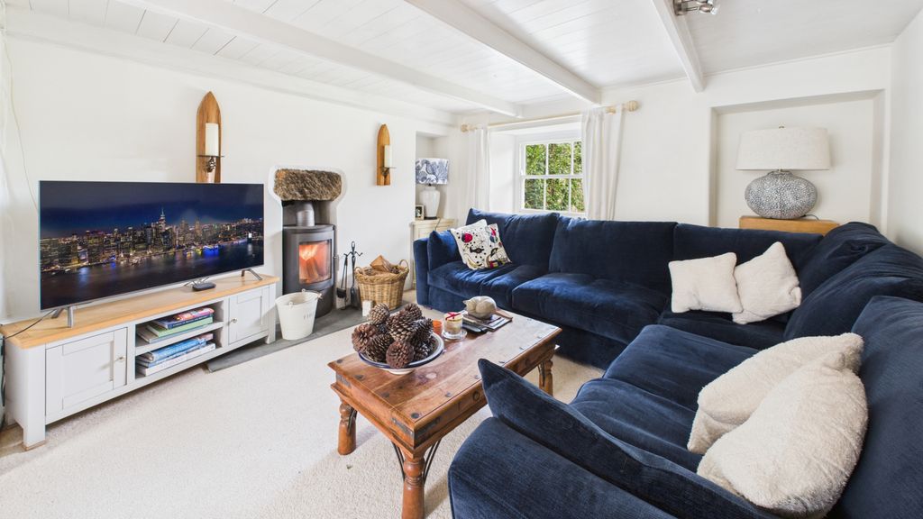 Property photo 2 of 23 Gallery