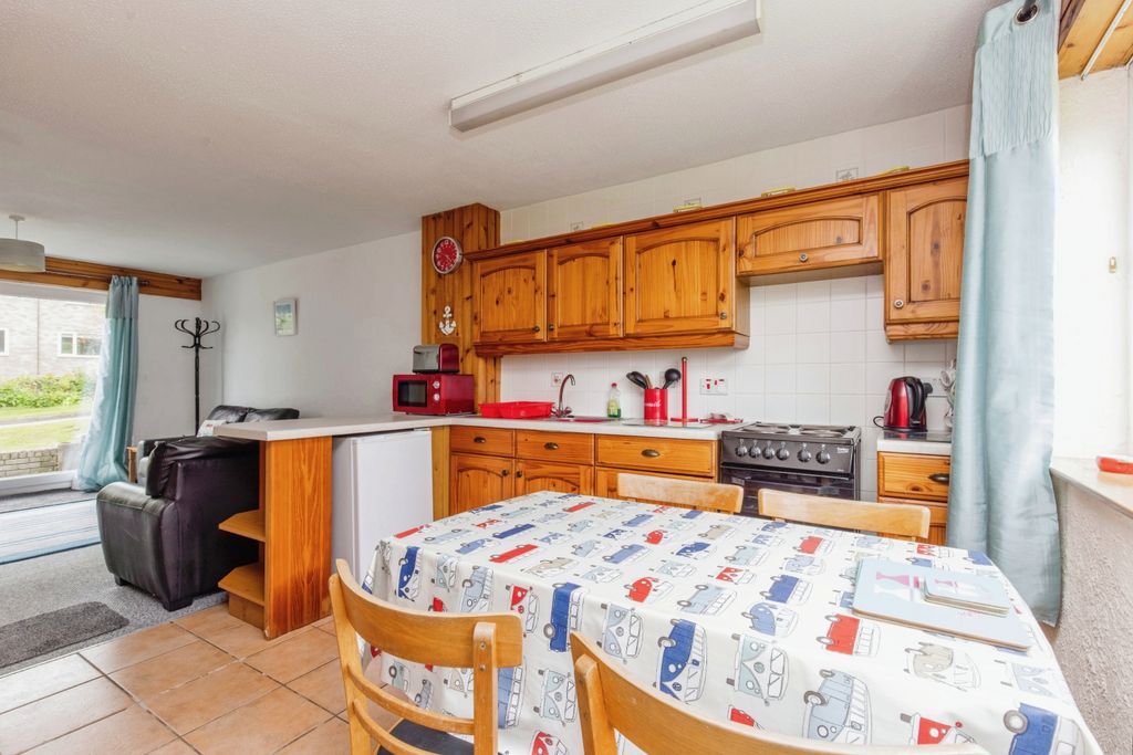 Property photo 3 of 15 Kitchen/Diner