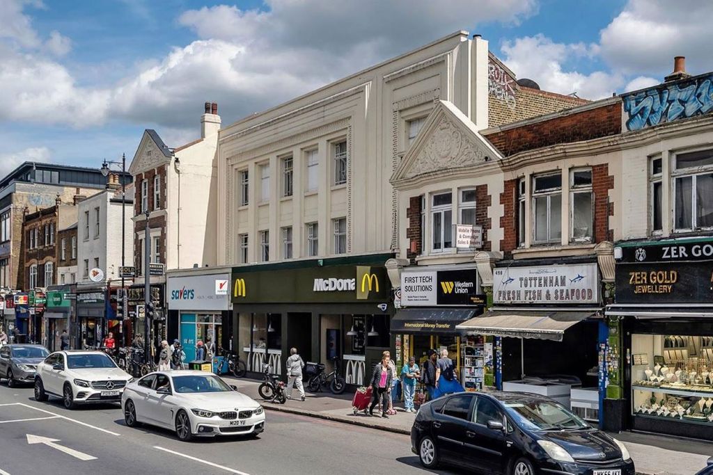 Property photo 2 of 4