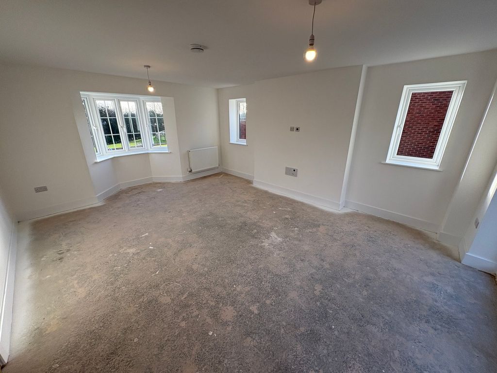 Property photo 2 of 22