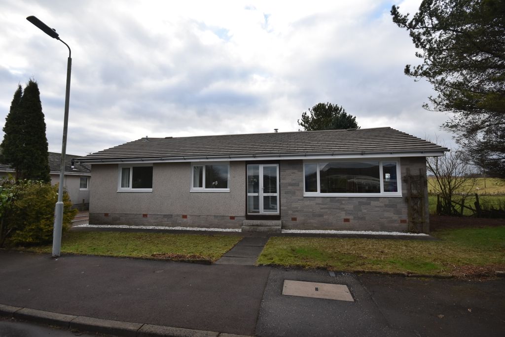 Property photo 1 of 35