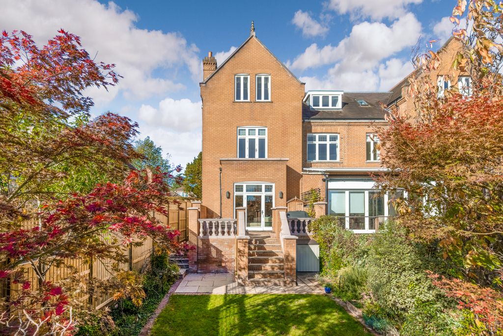 Property photo 2 of 15