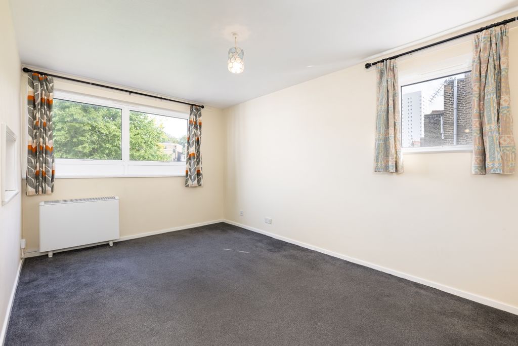 Property photo 1 of 7 Mytton House F13 ...