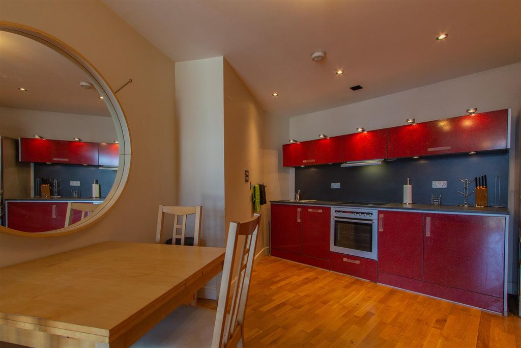 Property photo 3 of 11 Altolusso 148-8.Jpg