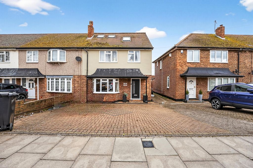 Property photo 3 of 18