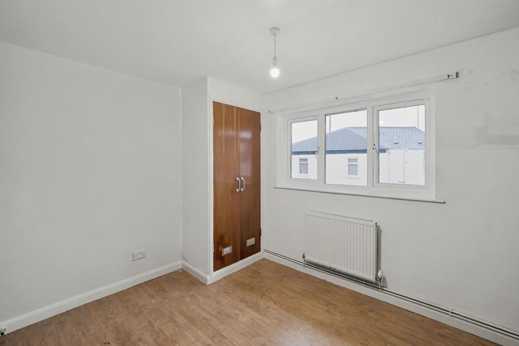 Property photo 3 of 12 Flat 17, Millicent Mews, Redbury Close, Derby, De1 1Np