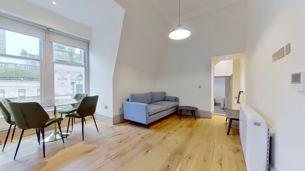 Property photo 3 of 13 Photo 3