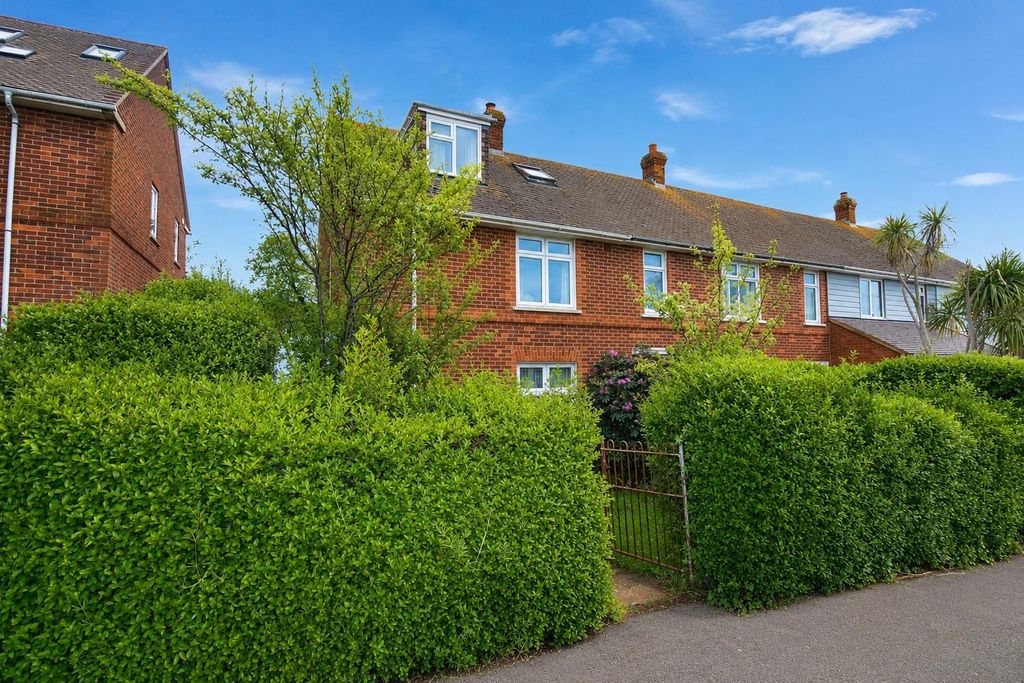 Property photo 1 of 13 1B0A4F08-c1Cf-4E05-Ad2F-d374880Da5E6.Png
