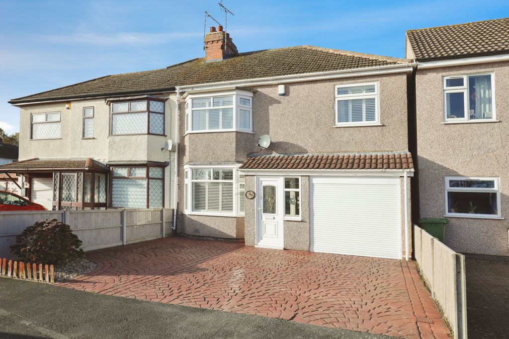 Property photo 1 of 18