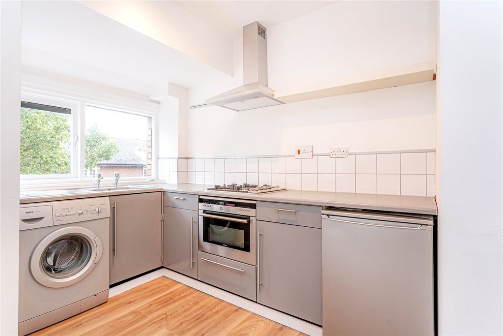 Property photo 3 of 10 Picture No. 03