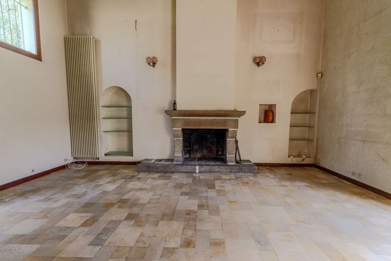 Property photo 3 of 19 Photo 3