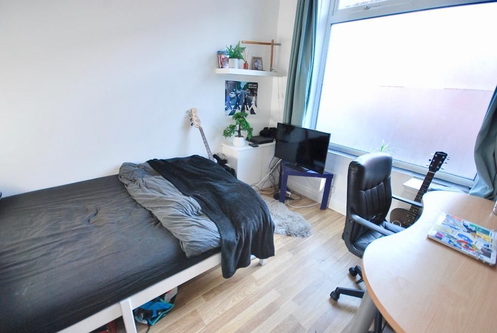 Property photo 3 of 8 Photo 3