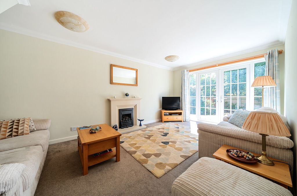 Property photo 2 of 22 1343872-10-68Af32...