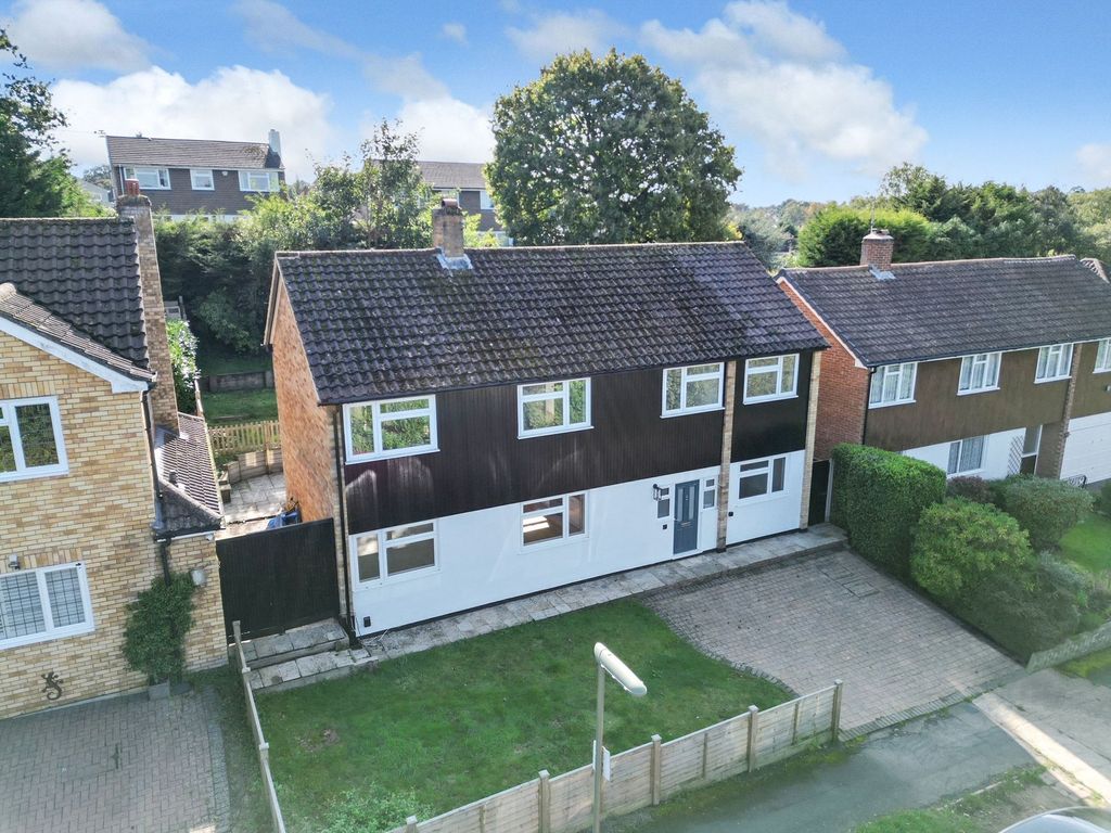 Property photo 3 of 16