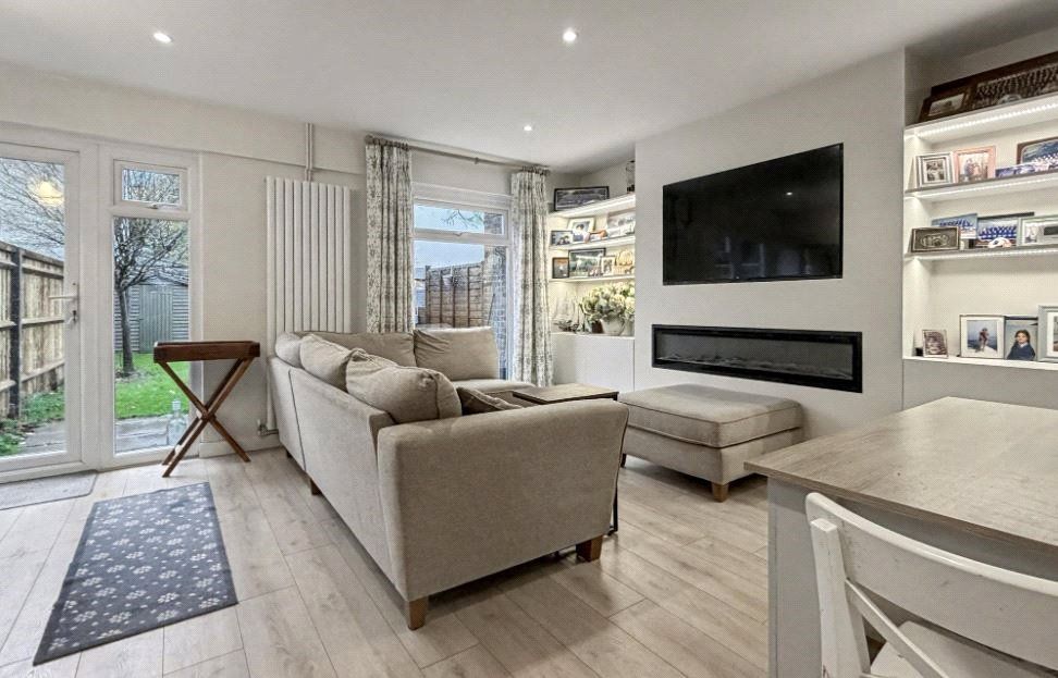 Property photo 2 of 11 Picture No. 13