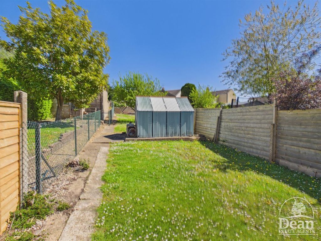 Property photo 2 of 19