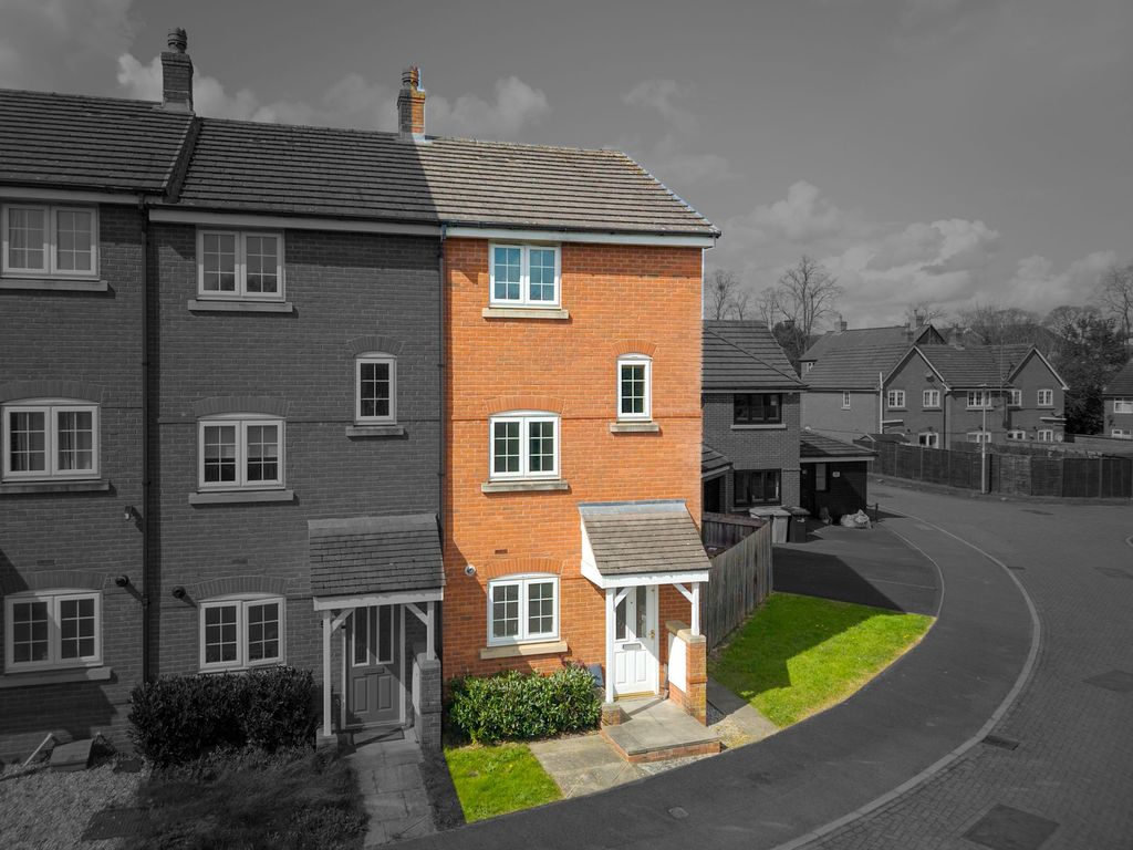 Property photo 1 of 25