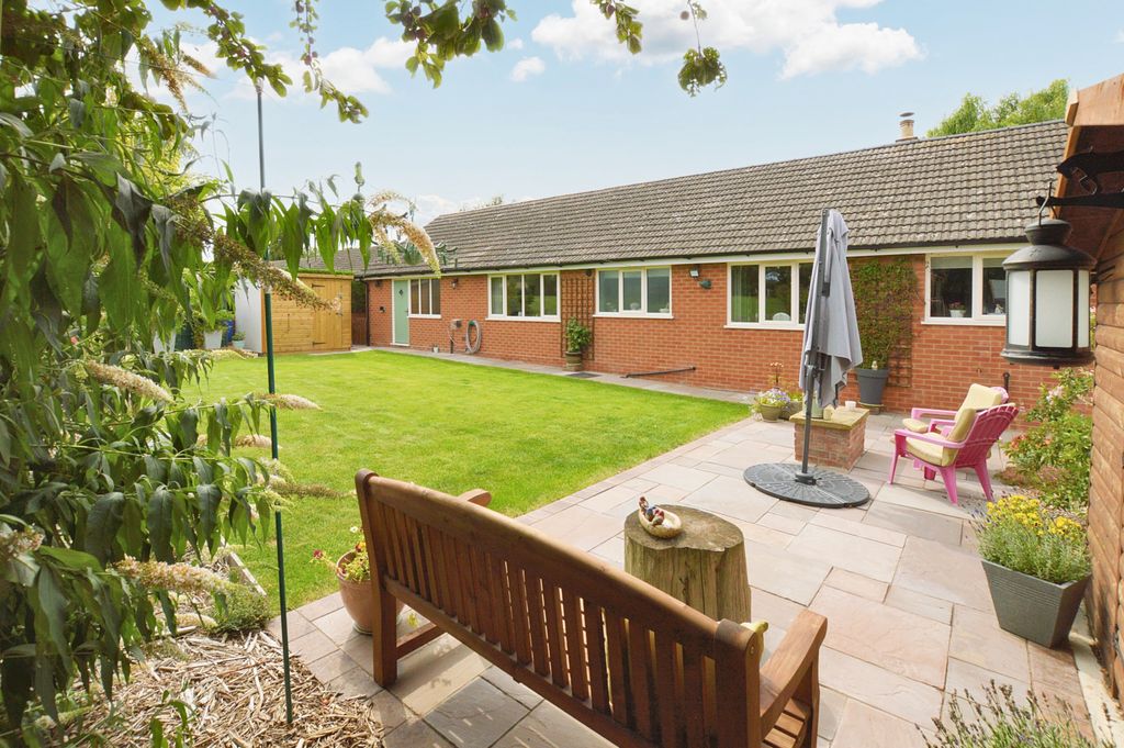 Property photo 2 of 38