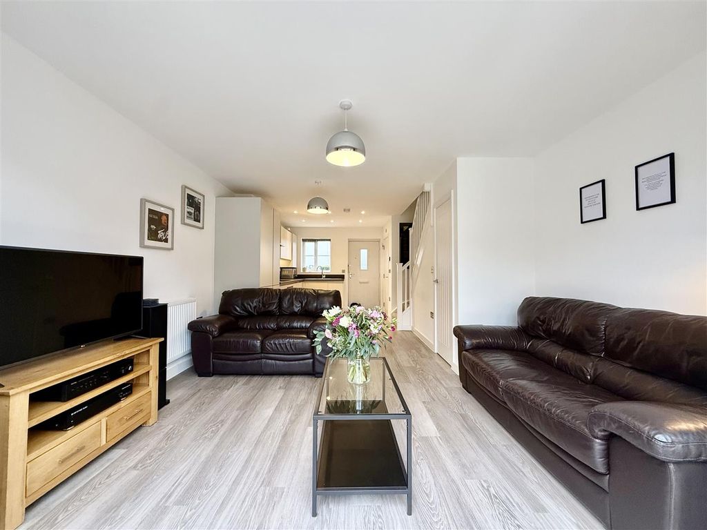 Property photo 3 of 17 3