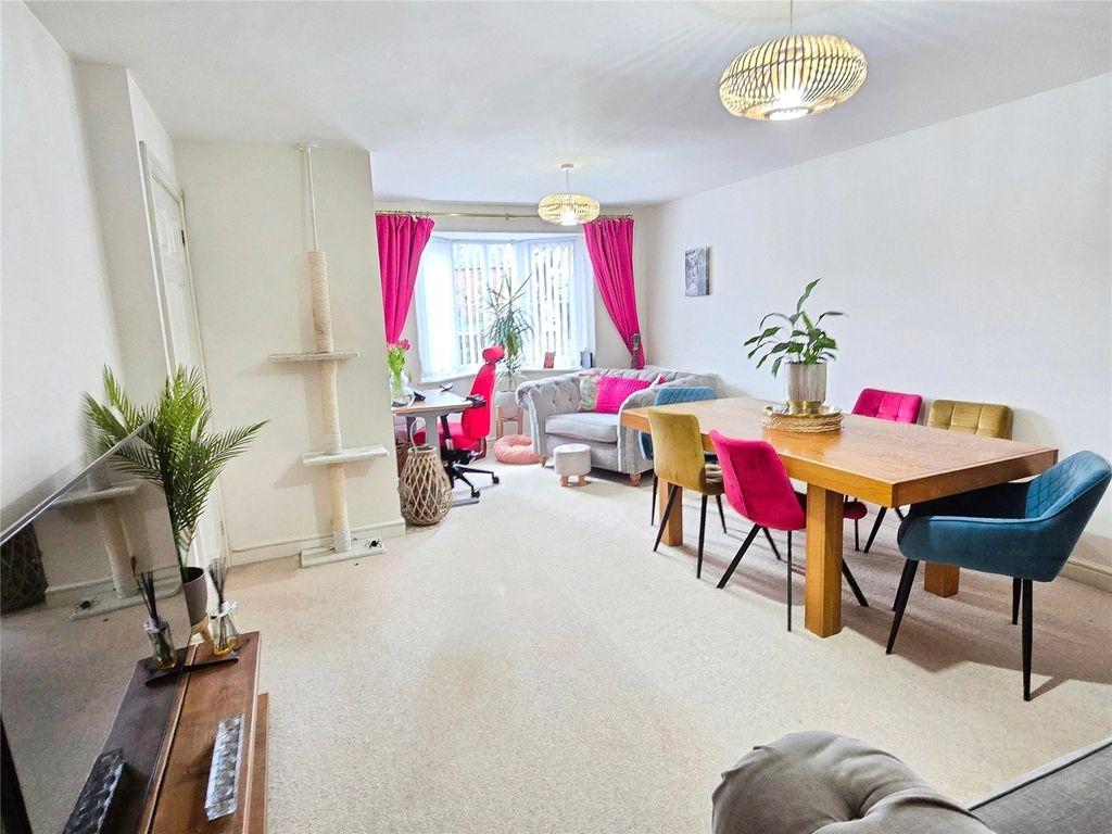 Property photo 2 of 18 Living Room