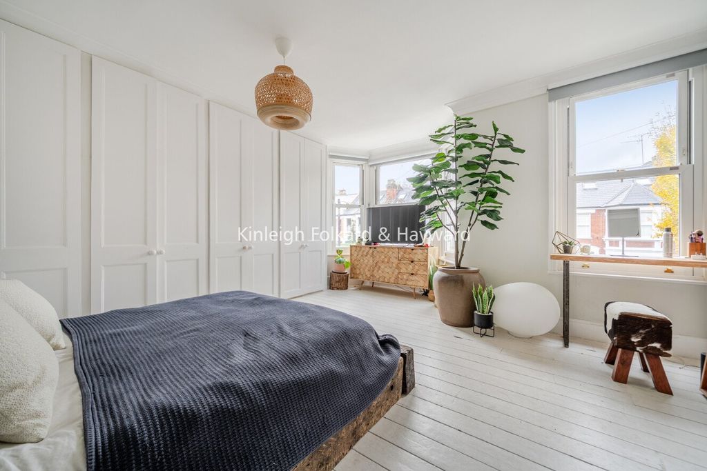 Property photo 3 of 18 Picture No. 05