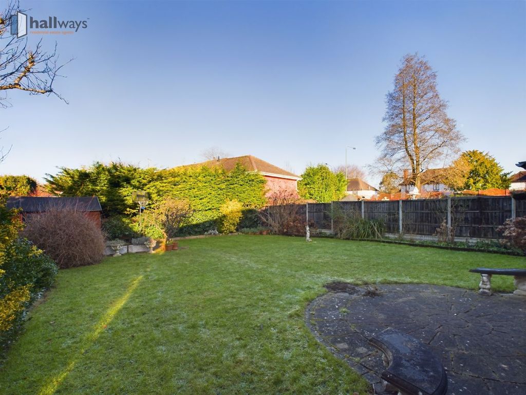 Property photo 2 of 18