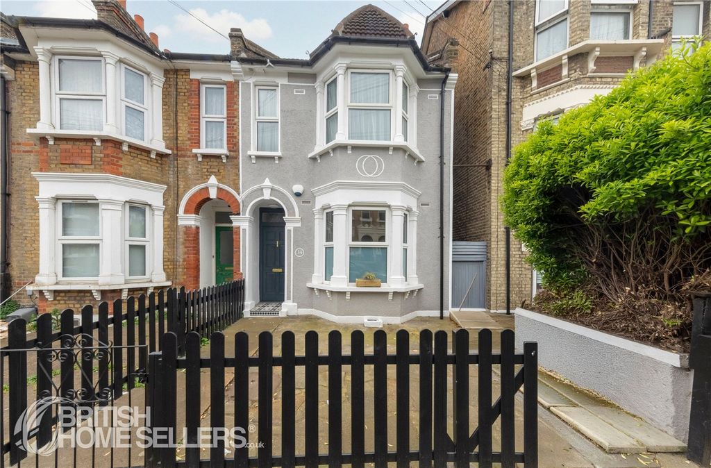 Property photo 1 of 21 Picture No. 18