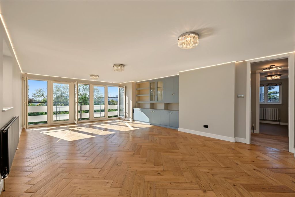 Property photo 3 of 14 3.Jpg
