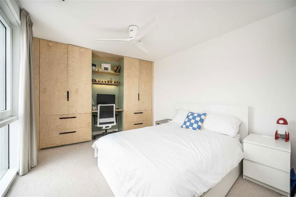 Property photo 3 of 7