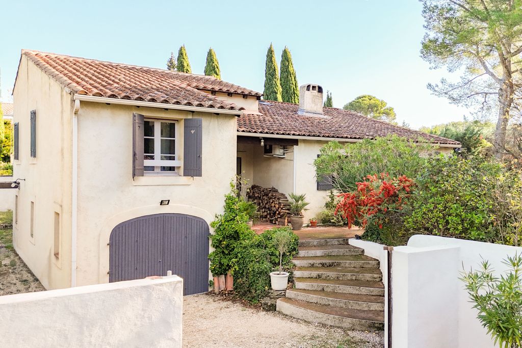 Property photo 2 of 18