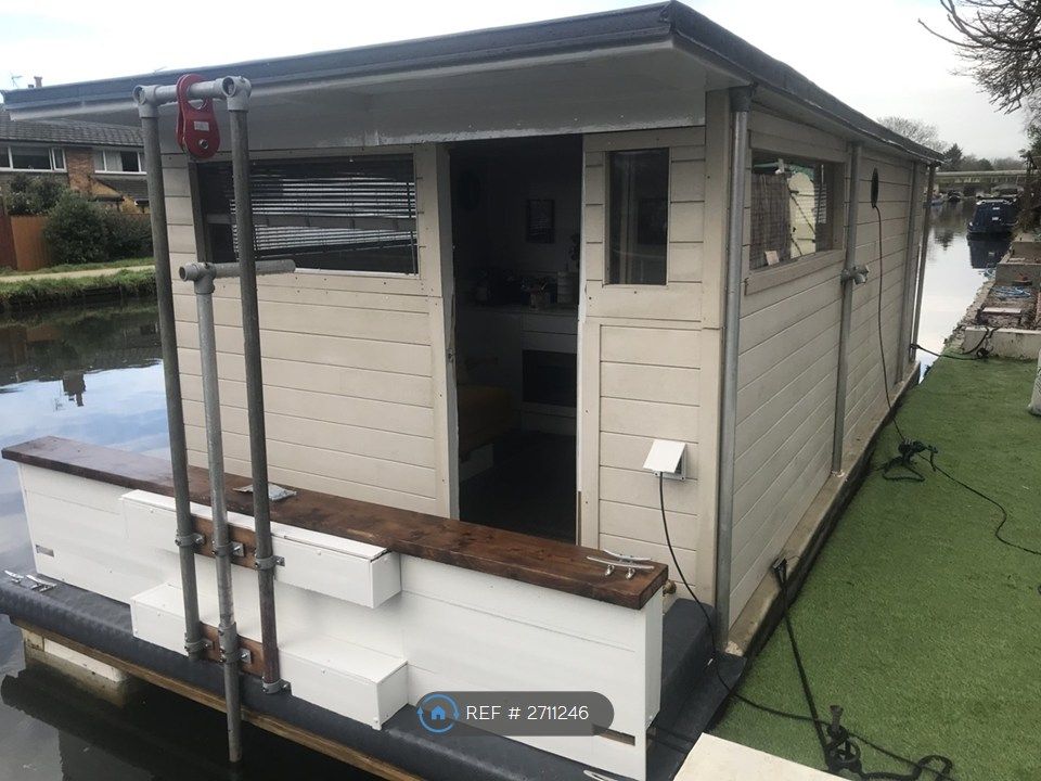 Property photo 2 of 8