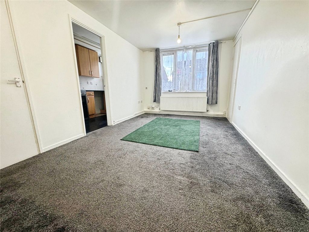 Property photo 2 of 6 Picture No. 06