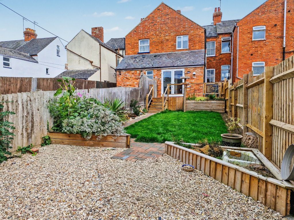 Property photo 2 of 37 5156854