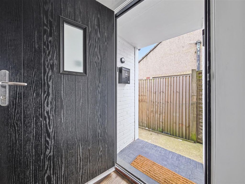 Property photo 2 of 21 Img_20260216_125028_449.Jpg