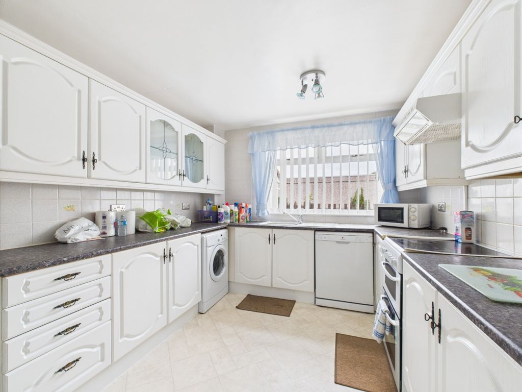 Property photo 2 of 11 4341055
