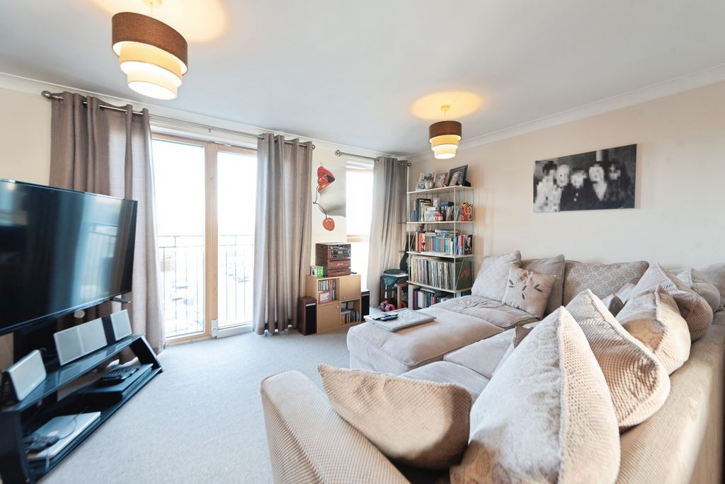 Property photo 2 of 13 Pbox-Img.Jpg