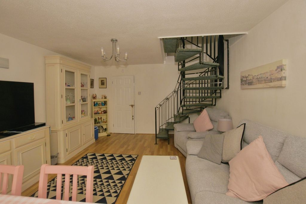 Property photo 3 of 14 Living/Dining Room