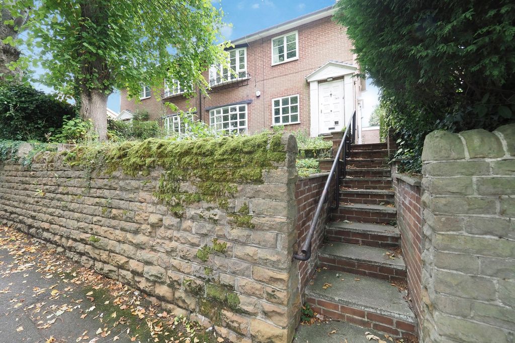 Property photo 1 of 17 Photo