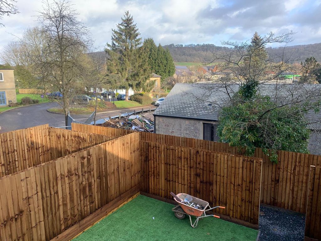 Property photo 2 of 13 Image