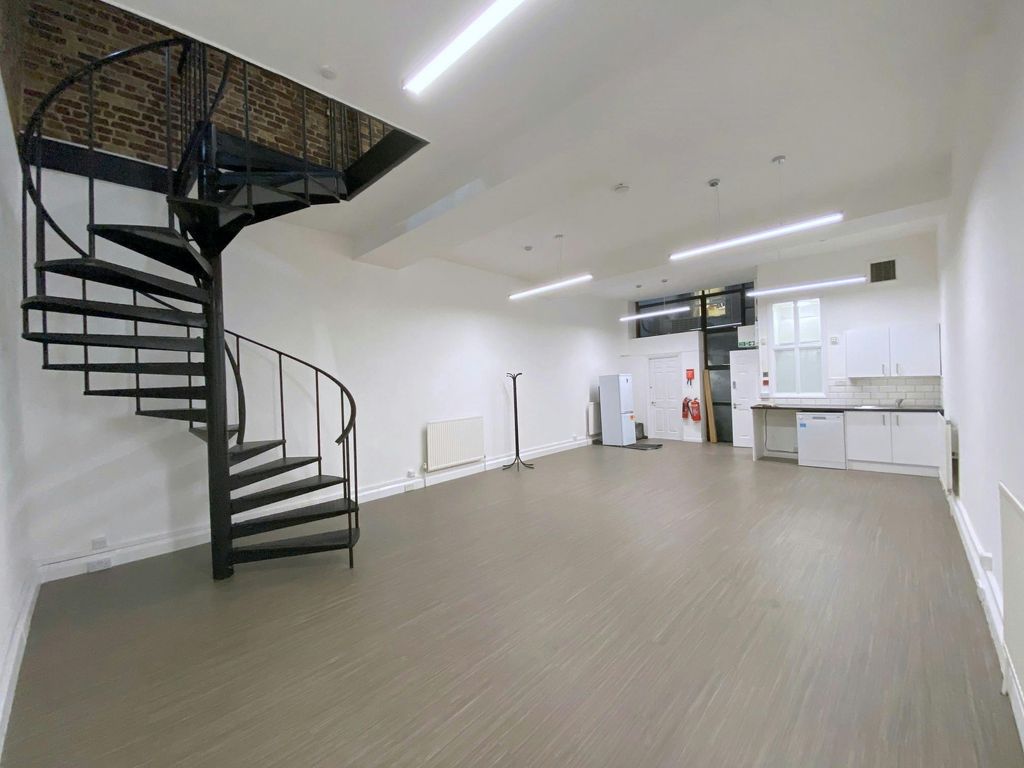 Property photo 2 of 12 13.Jpg