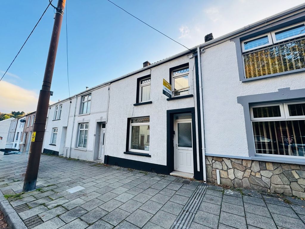 Property photo 2 of 15